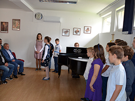 Naša je ljubav muzika